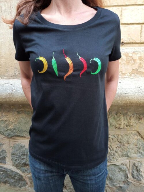 Дамска тениска с бродерия Люти чушки