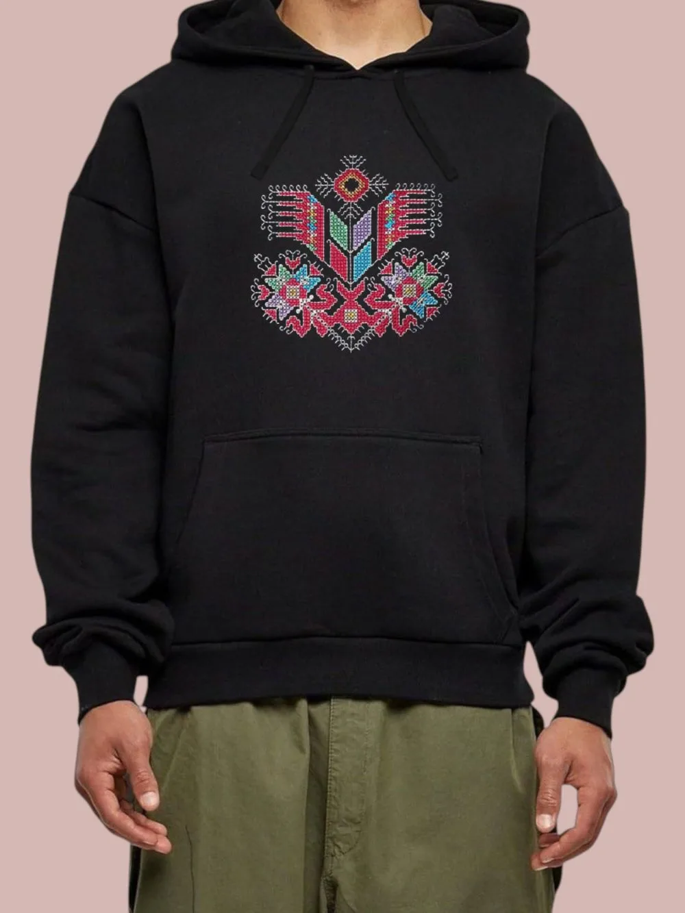 Mazhko hudi s shevitsa Darvoto na zhivota Мъжко худи с шевица Дървото на живота – суичър с бродерия и традиционен мотив