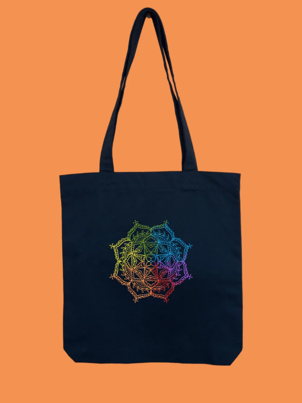 mandala_medalion_black_bag Пазарска чанта с бродерия Дъга Мандала